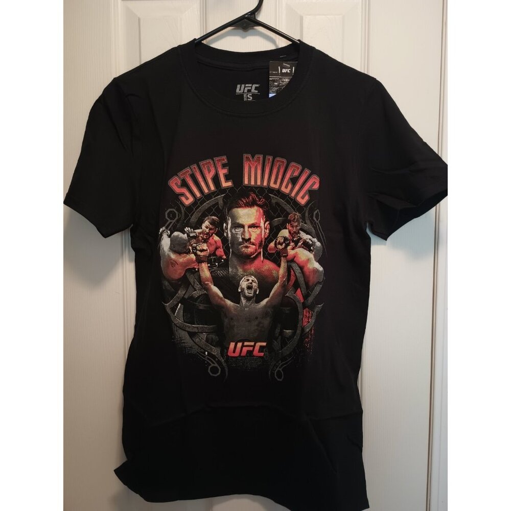 Stipe Miocic UFC Graphic T-Shirt Mens S Black Cotton MMA Fighter NEW